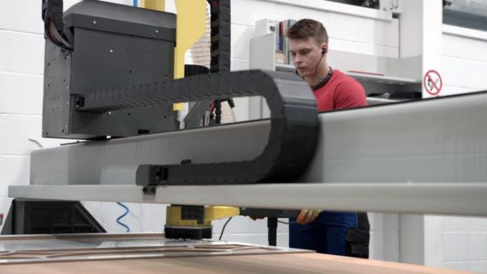 CNC Cutting Services in London – EasySpray